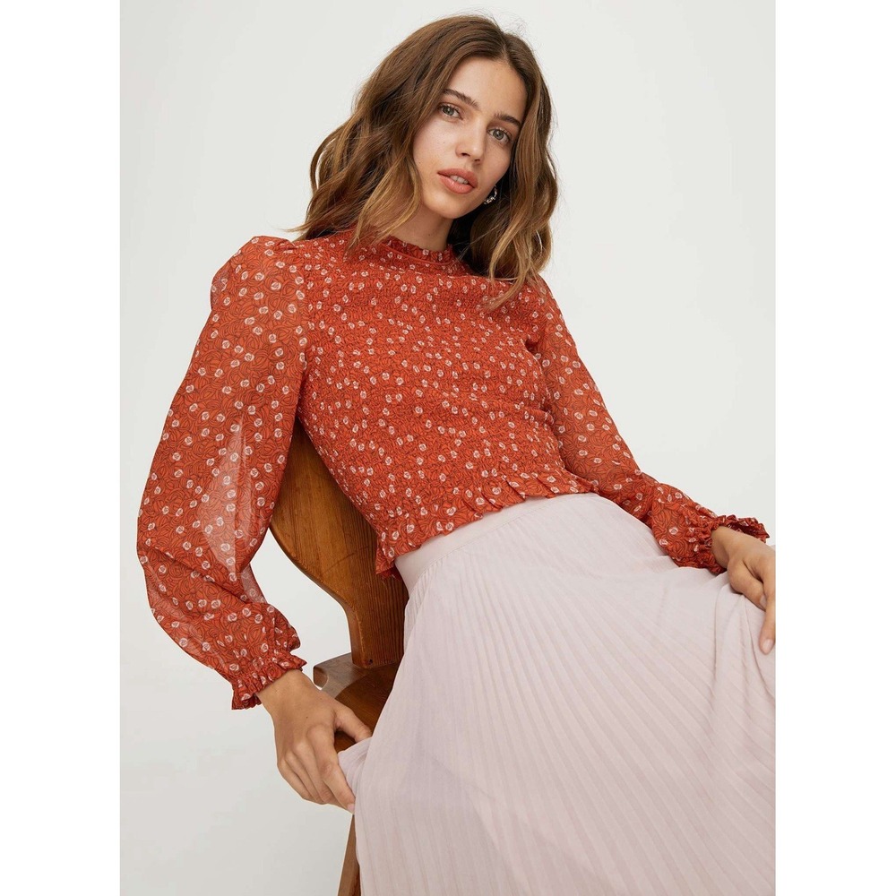Aritzia Wilfred Lilith Blouse Smocked Floral Ruffle Top Orange Rust Romantic S